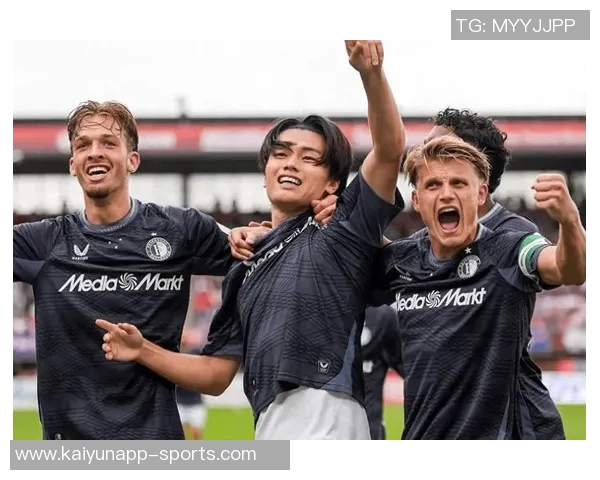 上田绮世梅开二度绝杀费耶诺德登顶荷甲射手王争夺战