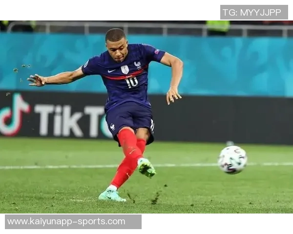 居勒尔分享姆巴佩入睡趣照其幽默回应哈萨克斯坦之行不易